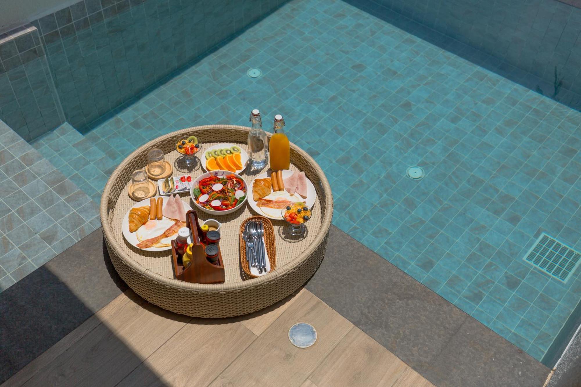 Tasana Bar And Luxury Resort Ko Lan Exterior foto